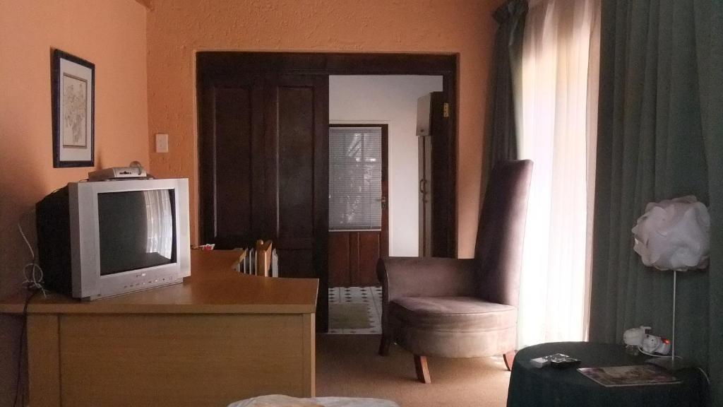 פרטוריה Treetops & Treats Guest House מראה חיצוני תמונה